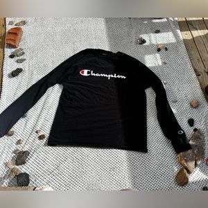 Plain black champion logo long sleeve tee